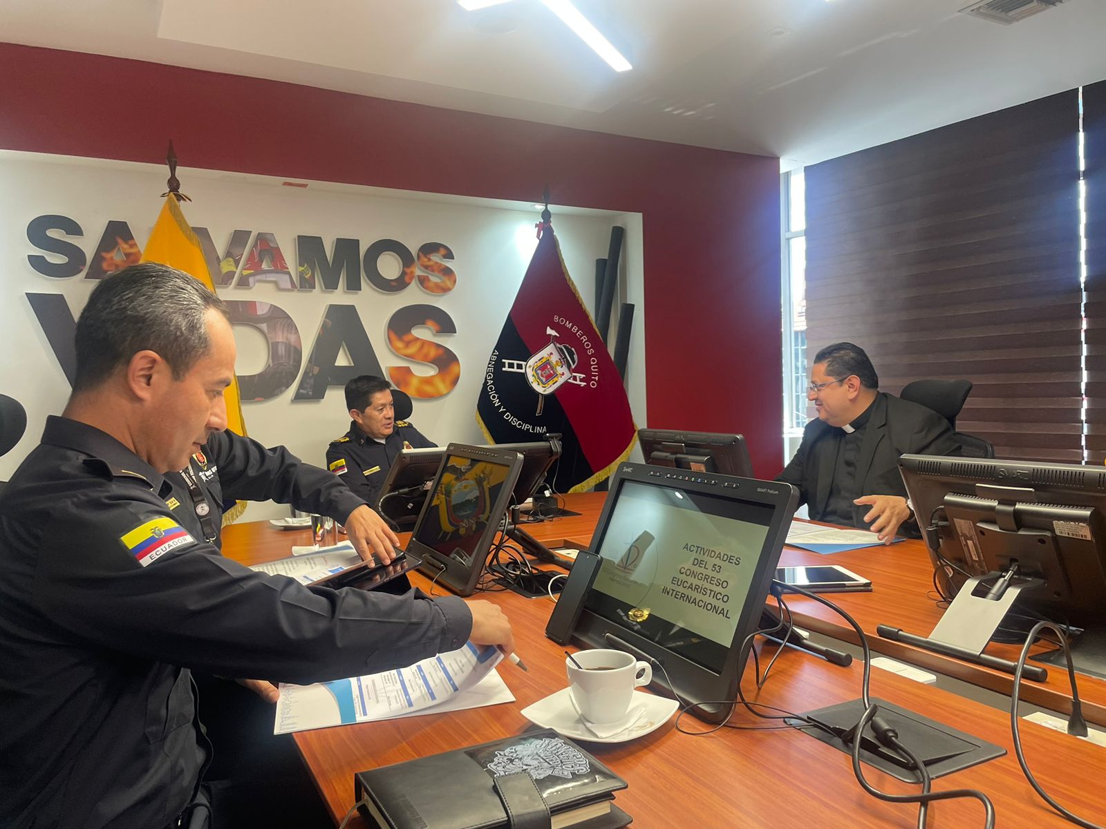 Cuerpo de Bomberos de Quito prepara plan de contingencia para el IEC 2024