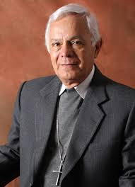 Monseñor Víctor Corral