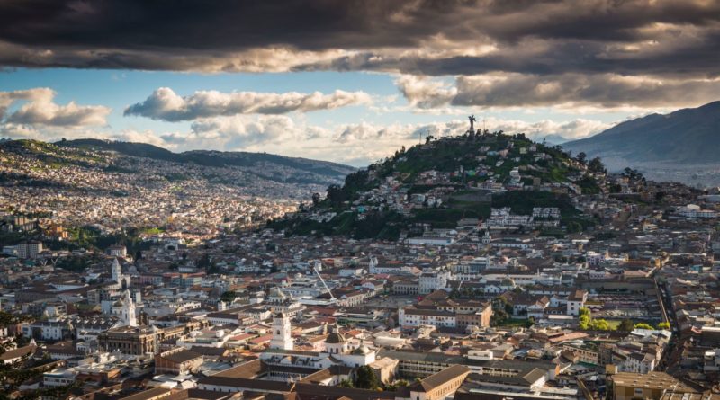 Quito Informa: Iglesia católica reconoce el apoyo del Municipio de Quito para el 53º Congreso Eucarístico